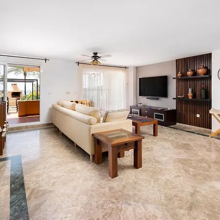 펜션 Townhouse With Ocean Views, Bbq, Elevator, Padel And Pool - Costa Galera Park 25 *